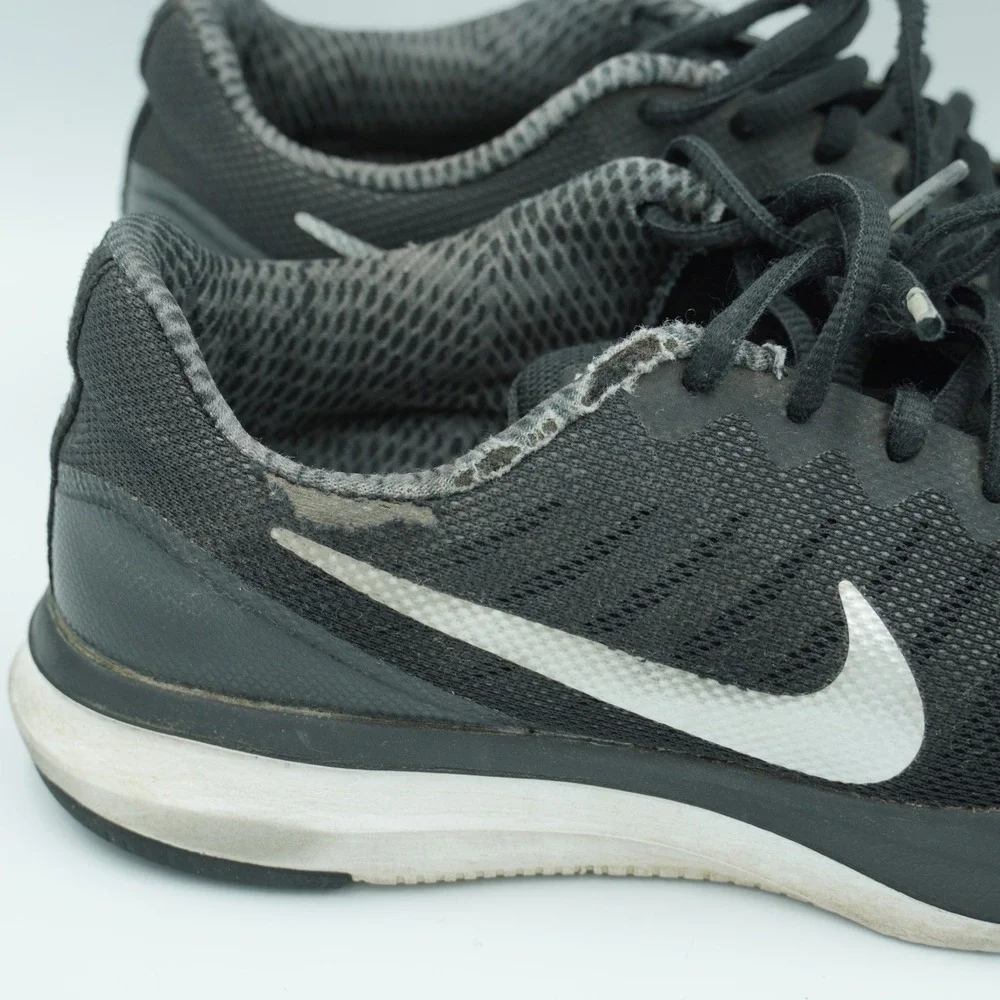 Nike In‎ Season TR 7 Womens 7.5 Black White Training Gym Sneakers 909009-001